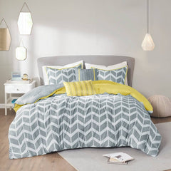 Fast Furnishings King Grey Yellow Chevron Comforter