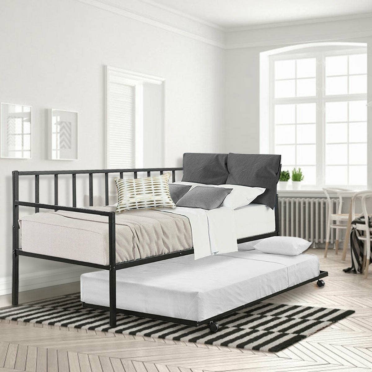 Fast Furnishings Twin Black Metal Daybed with Trundle