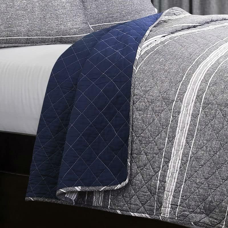 Fast Furnishings Queen Gray Navy Stripe Quilt Set