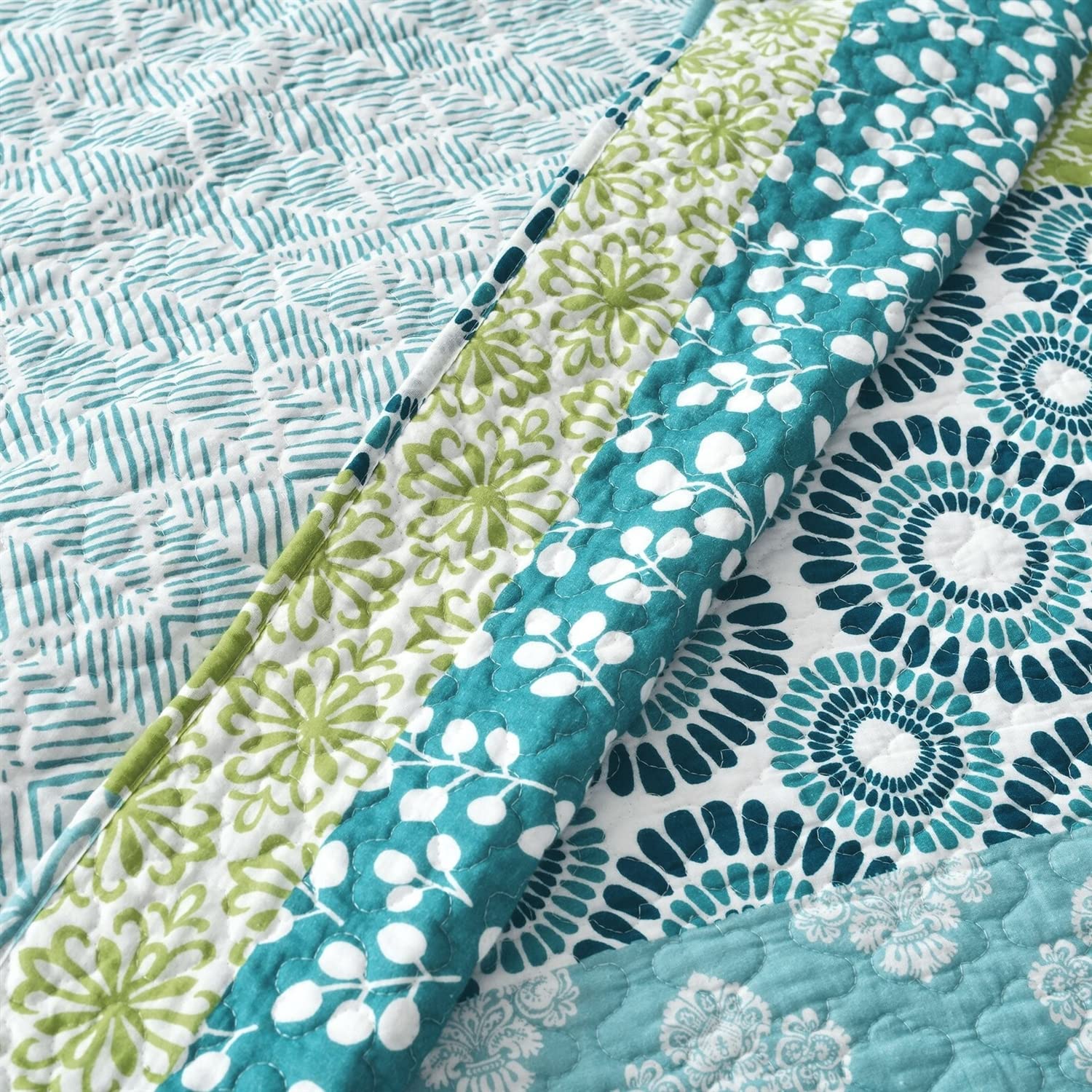 Full/Queen Cotton Blue Green Floral Damask Quilt