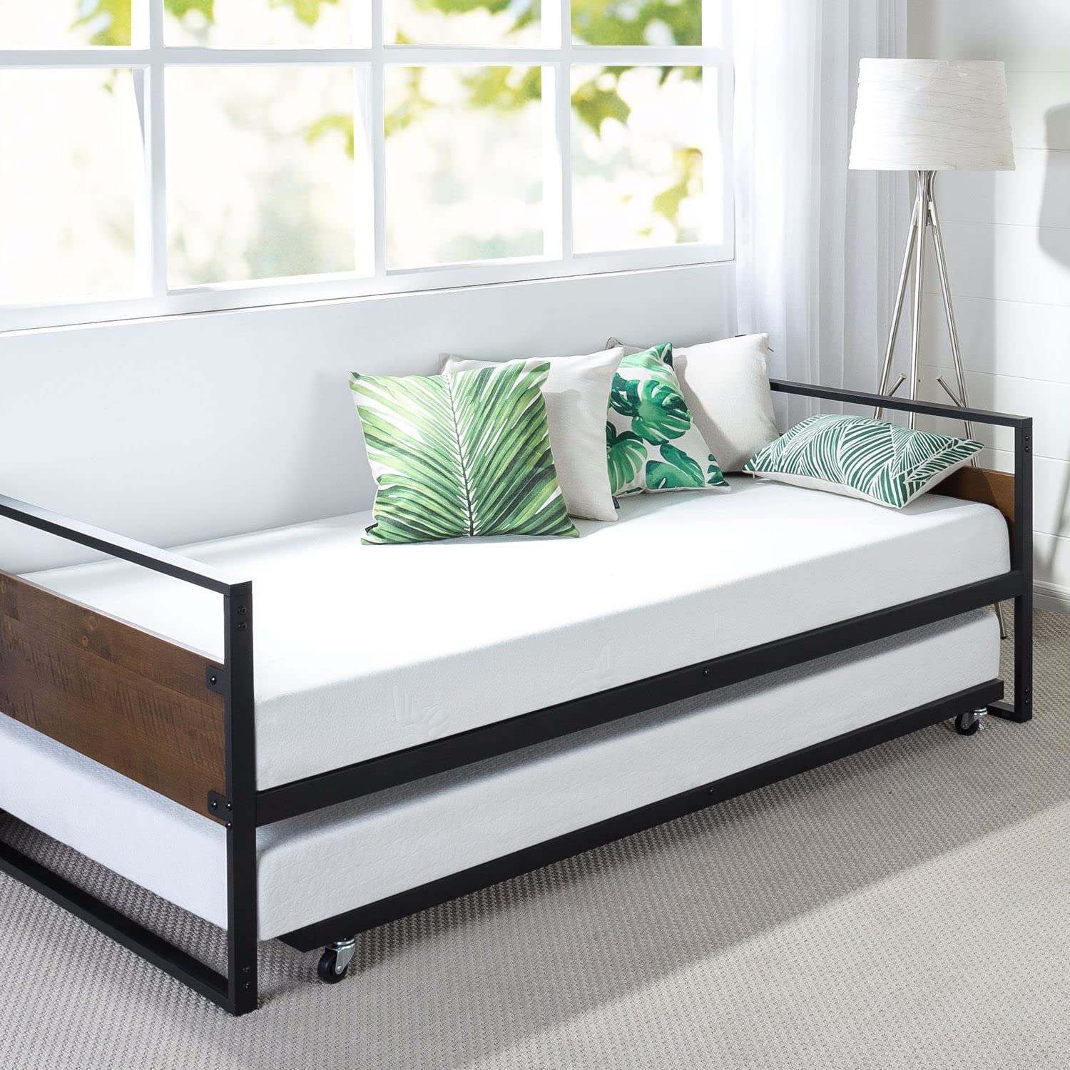 Fast Furnishings Twin Metal Wood Daybed w/ Trundle