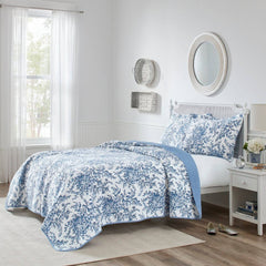 King 3-Pc Bed-in-a-Bag Blue White Floral Quilt Set