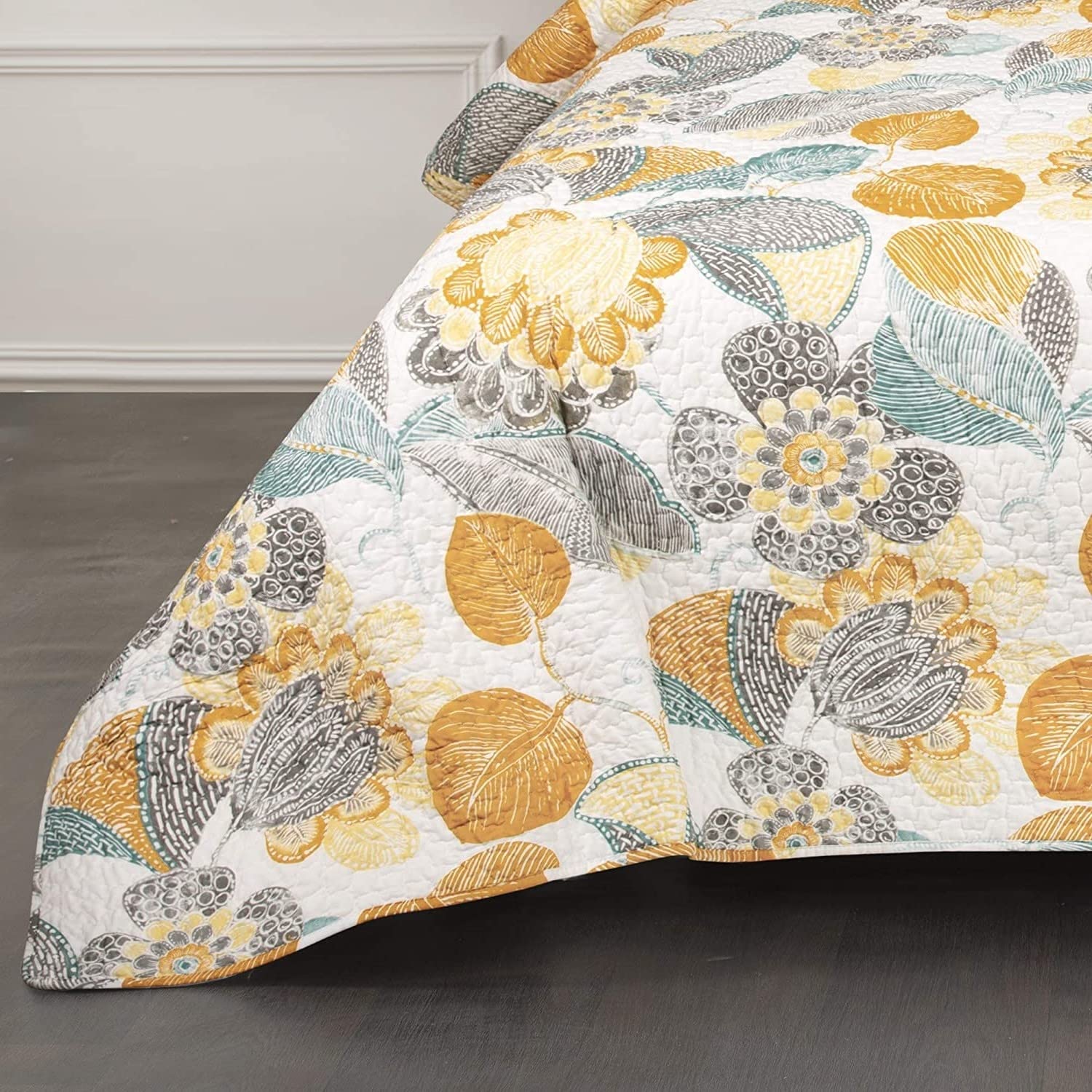 Full/Queen 3-Piece Yellow Grey Teal Floral Cotton Quilt